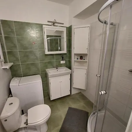Near Bus Station With The Self-check-in Apartment